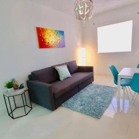 Modern 1/1, Half A Block From The Ocean Appartement Miami Beach Buitenkant foto